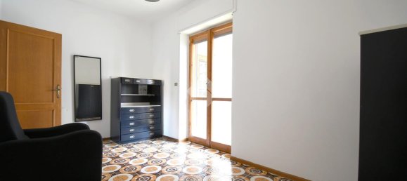 3 rooms Apartment in Cagliari, Italy No. 2010 22