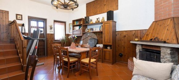 Casa de 2 dormitorios en Alpignano, Italy No. 220964 2