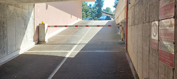 Парковка 12м² в Галларате, Италия № 296193 4