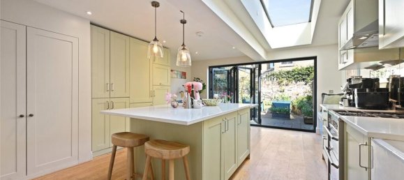 5 bedrooms House in London, United Kingdom No. 3821 6