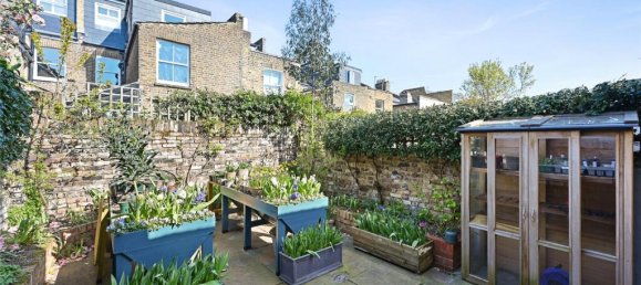 5 bedrooms House in London, United Kingdom No. 3821 4