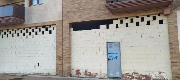 Propriété commerciale à Leon, Spain 330m² No. 65418 3