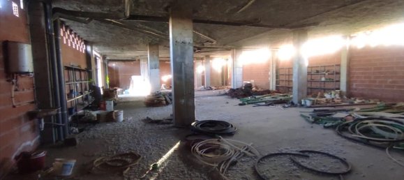 Propriété commerciale à Leon, Spain 330m² No. 65418 12