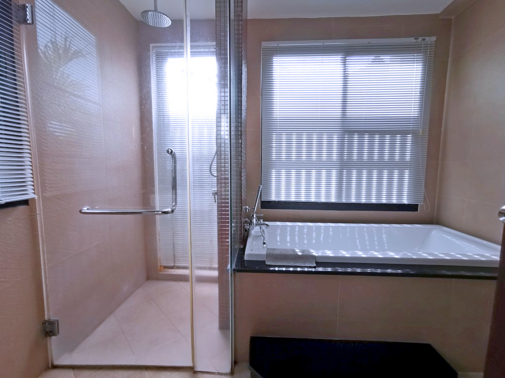 4 chambres Café / restaurant à Pattaya, Thailand No. 1274