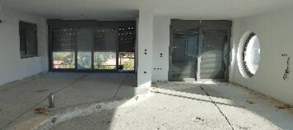 11 bedrooms Building for sale in Kalyvia Thorikou, Saronikos, East Attica, Attica, Greece № 92993 12