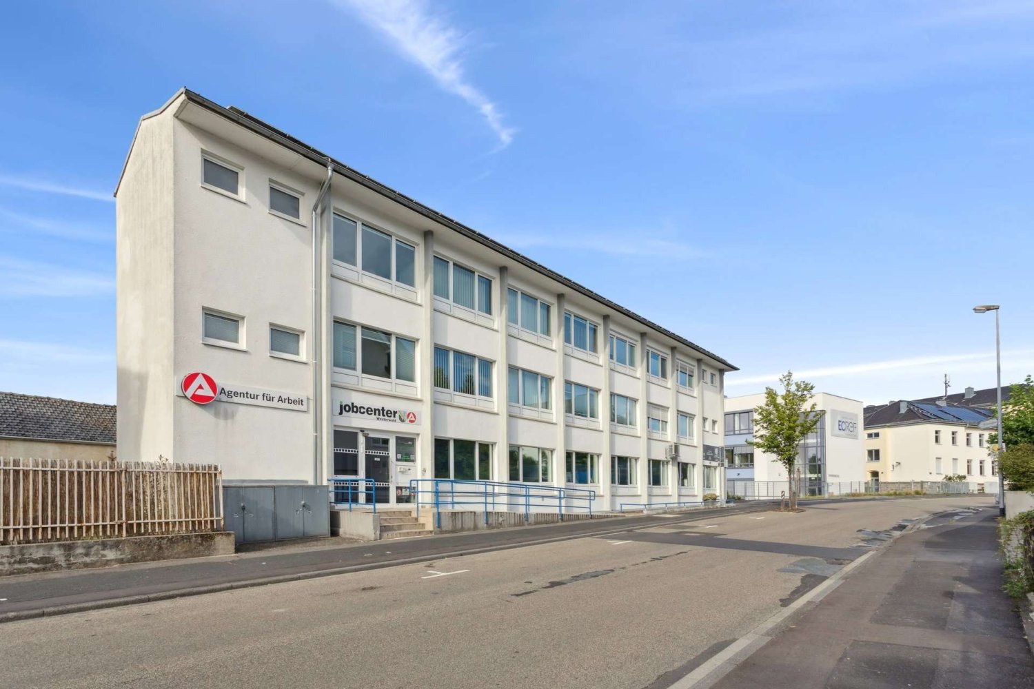 700m² Building in Westerwaldkreis, Germany No. 366963
