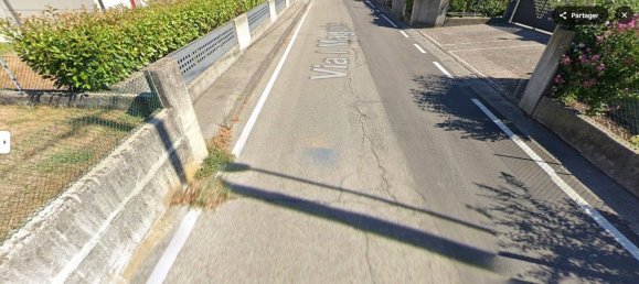 2 bedrooms Apartment in Fabriano, Italy No. 371315 2