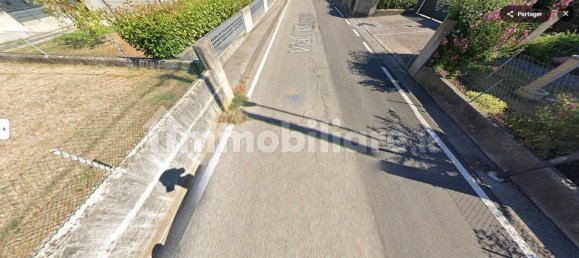 2 bedrooms Apartment in Fabriano, Italy No. 371315 5