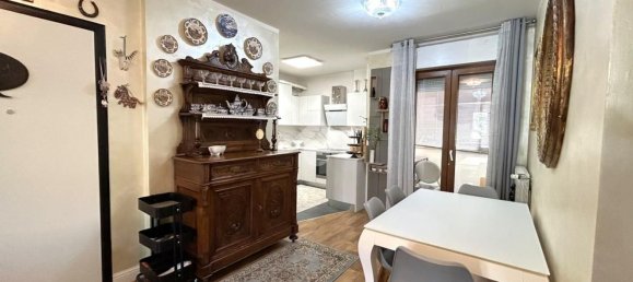 4 bedrooms Apartment in Montemurlo, Italy No. 318725 10