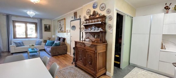 4 bedrooms Apartment in Montemurlo, Italy No. 318725 9