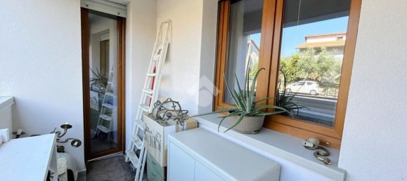 4 bedrooms Apartment in Montemurlo, Italy No. 318725 7