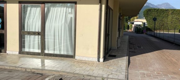 39m² Commercial property in Seravezza, Italy No. 372291 3