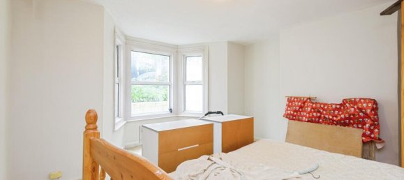 4 bedrooms House in Margate, United Kingdom No. 10801 13