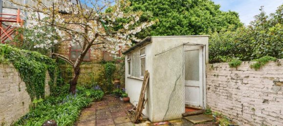 4 bedrooms House in Margate, United Kingdom No. 10801 19