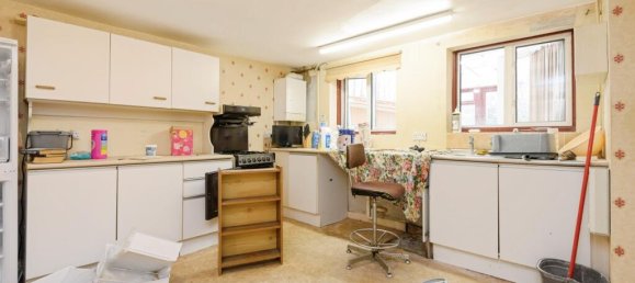 4 bedrooms House in Margate, United Kingdom No. 10801 24