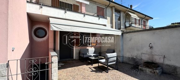 2-salle Duplex à Ossona, Italy No. 287579 25