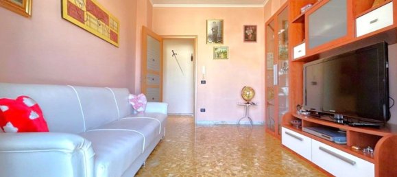 3-salle Appartement à Triggiano, Italy No. 21391 11