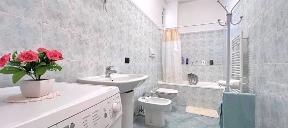 3-salle Appartement à Triggiano, Italy No. 21391 32