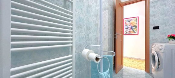 3-salle Appartement à Triggiano, Italy No. 21391 33