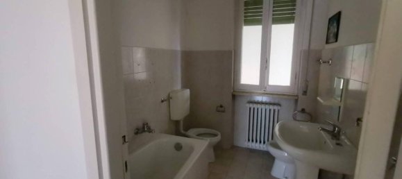 2-Zimmer Wohnung in Borgosesia, Italy, Nr. 124284 2