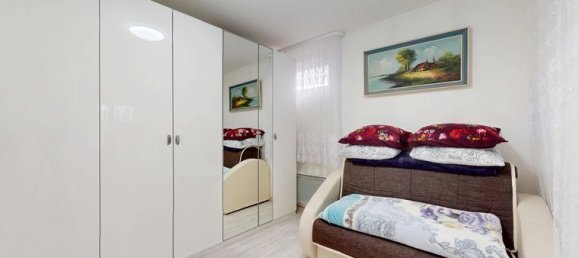 4 Schlafzimmer Haus in Montfermeil, France, Nr. 354758 12