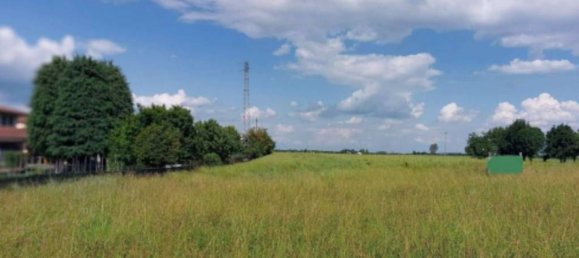 5656m² Land in Malo, Italy No. 257975 5