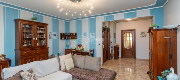 5 rooms Garage in Fossano, Italy No. 87886 3