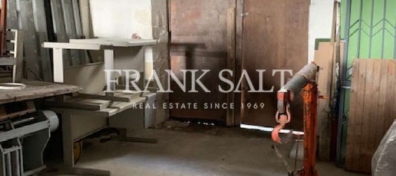 Almacén en Santa Venera, Malta 120 m² No. 13620 3