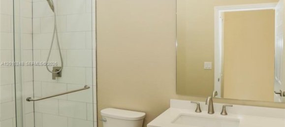 3 dormitorios villa en alquiler en Miami, Miami-Dade, Florida, USA № 614934 4