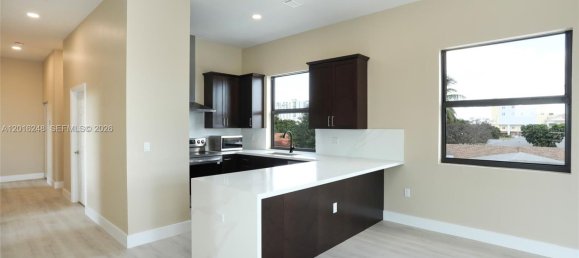 3 dormitorios villa en alquiler en Miami, Miami-Dade, Florida, USA № 614934 12