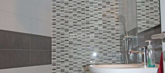 1 bedroom Apartment in Kalkara, Malta No. 11034 6