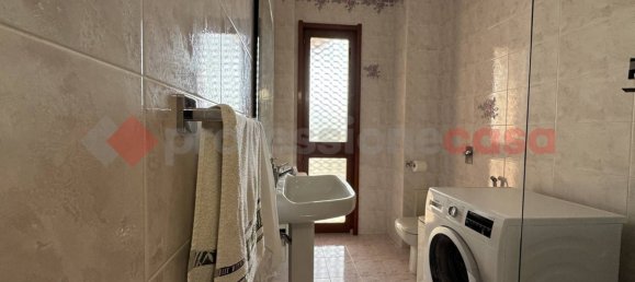 6-Zimmer Wohnung in Taranto, Italy, Nr. 122000 21