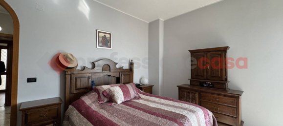 6-Zimmer Wohnung in Taranto, Italy, Nr. 122000 3