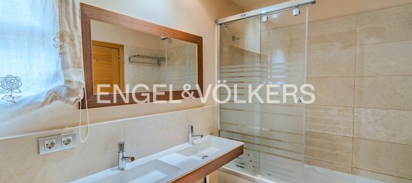 4 Schlafzimmer Haus in Alicante, Spain, Nr. 138101 23