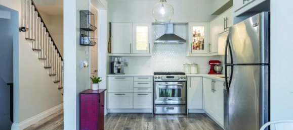 3 bedrooms House in Oakville, Canada No. 146 5