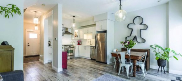 3 bedrooms House in Oakville, Canada No. 146 4