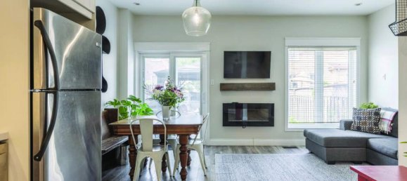 3 bedrooms House in Oakville, Canada No. 146 8