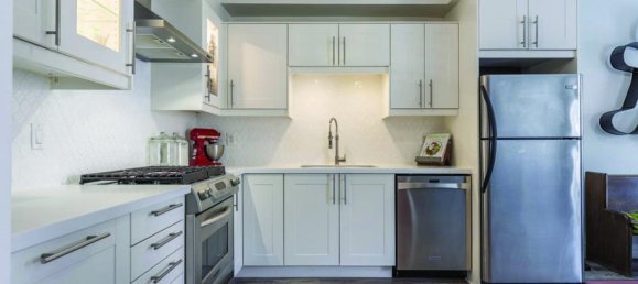 3 bedrooms House in Oakville, Canada No. 146 6