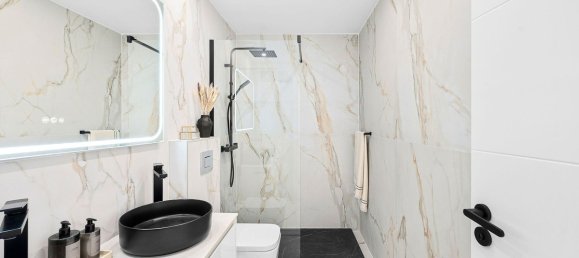 Apartamento de 3 dormitorios en Marbella, Spain No. 138626 26