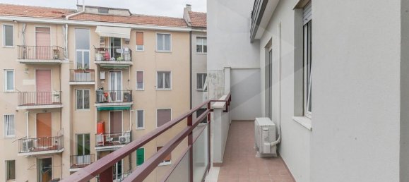 Ático de 3 habitaciónes en Milan, Italy No. 241976 12