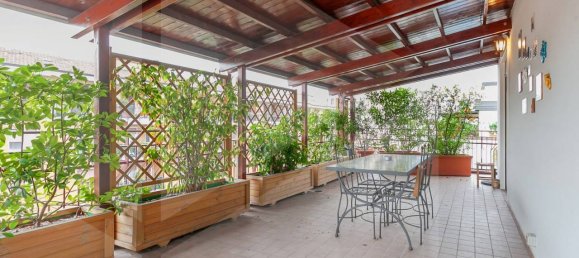 Ático de 3 habitaciónes en Milan, Italy No. 241976 3