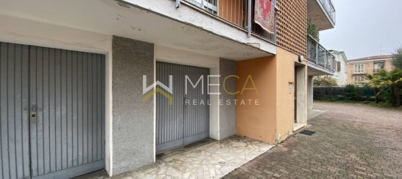 Apartamento de 2 dormitorios en Desenzano del Garda, Italy No. 119380 17