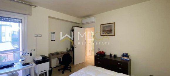 Apartamento de 2 dormitorios en Desenzano del Garda, Italy No. 119380 10