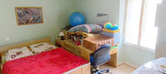 3 bedrooms Townhouse in Chateauneuf-d'Ille-et-Vilaine, France No. 205282 8