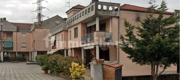 3 rooms Apartment in Robecchetto con Induno, Italy No. 206144 32