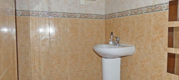 Propriété commerciale à Alicante, Spain 145m² No. 85670 12