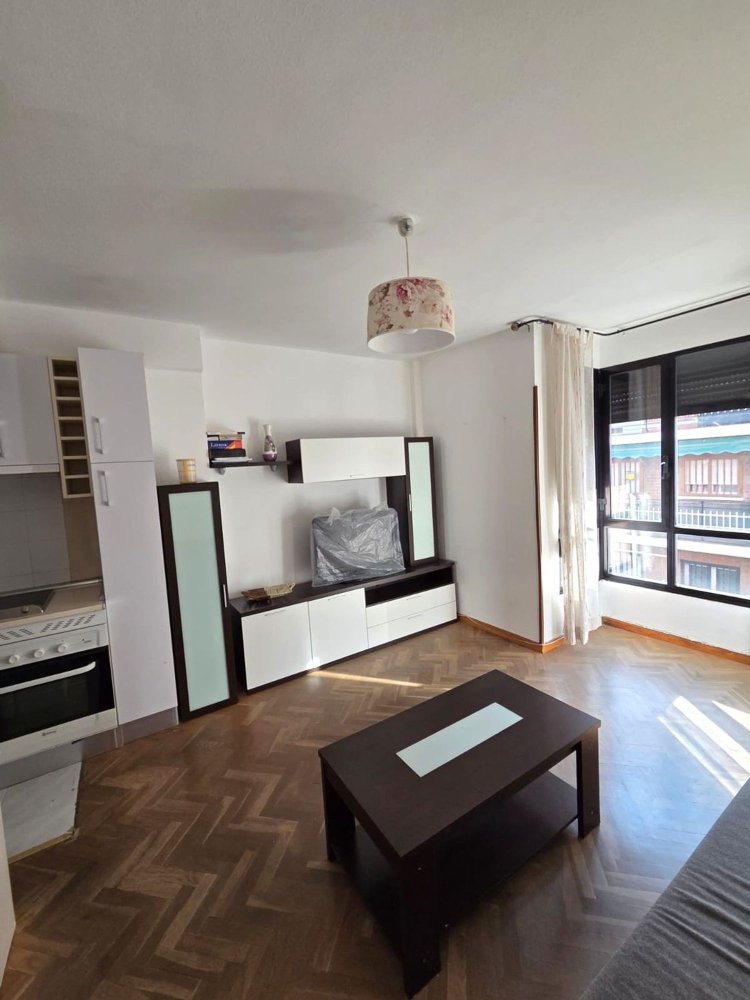 1 bedroom Apartment in Madrid, Spain No. 248675