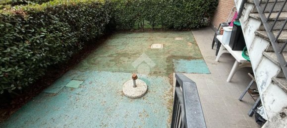 Studio in Settala, Italy No. 259082 6