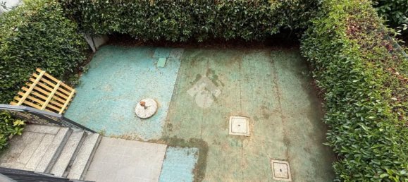 Studio in Settala, Italy No. 259082 18