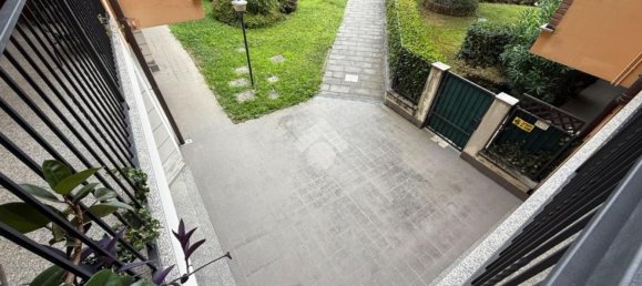 Studio in Settala, Italy No. 259082 15